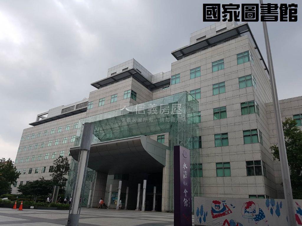 永安捷運２樓美妝４房房屋室內格局與周邊環境