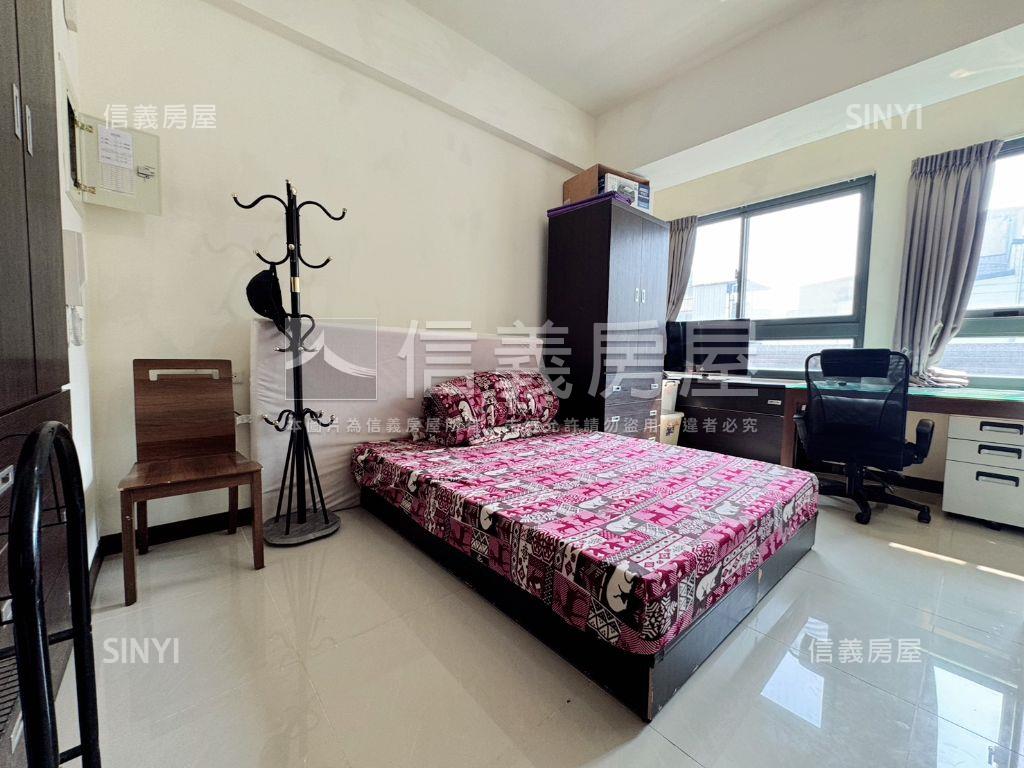 近巨城。大任我行小資首選房屋室內格局與周邊環境