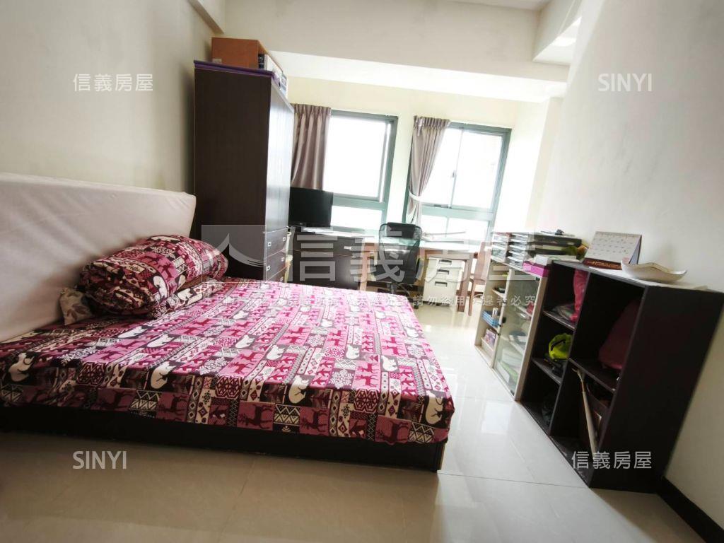 近巨城。大任我行小資首選房屋室內格局與周邊環境