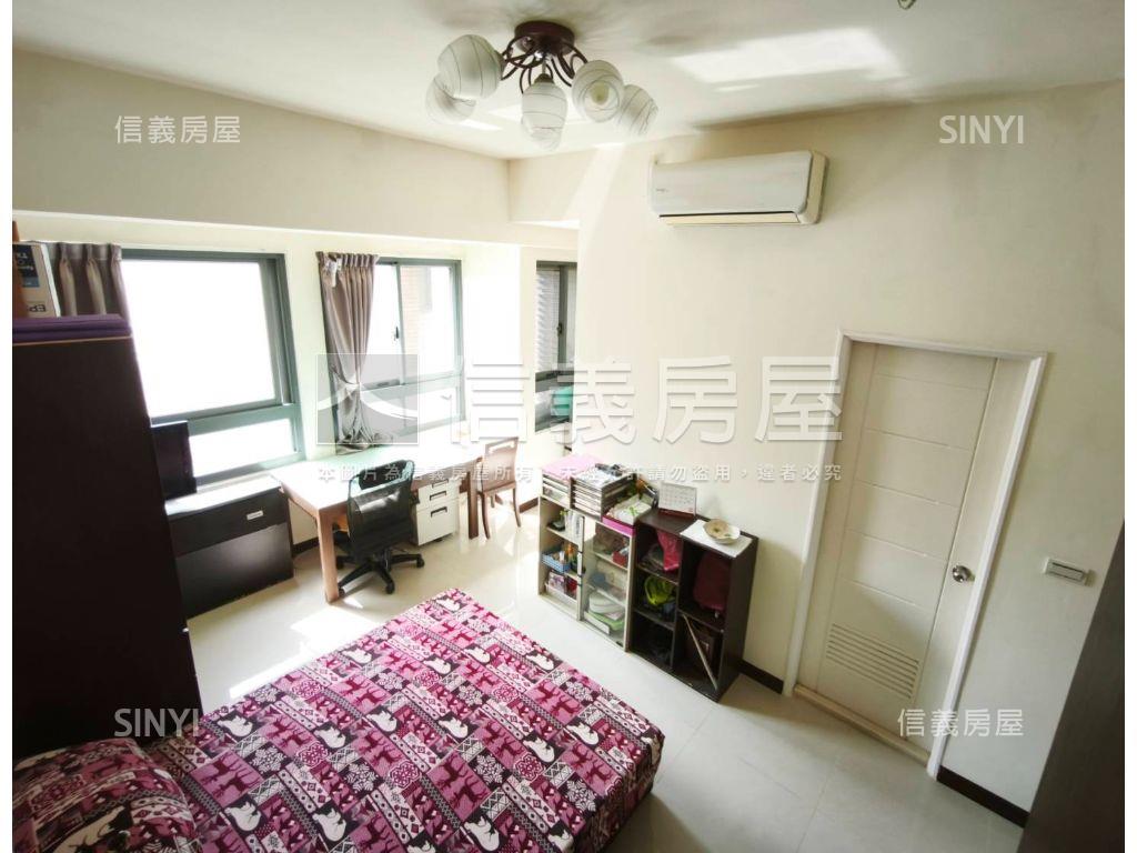 近巨城。大任我行小資首選房屋室內格局與周邊環境