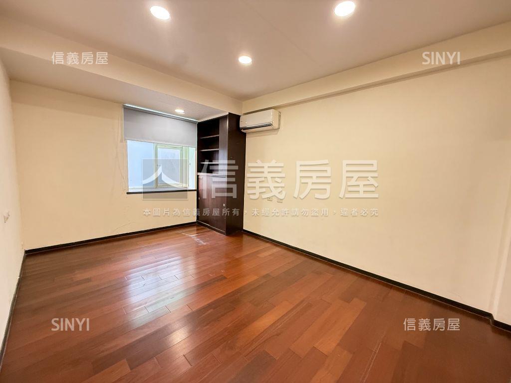 崇光經典美三房房屋室內格局與周邊環境