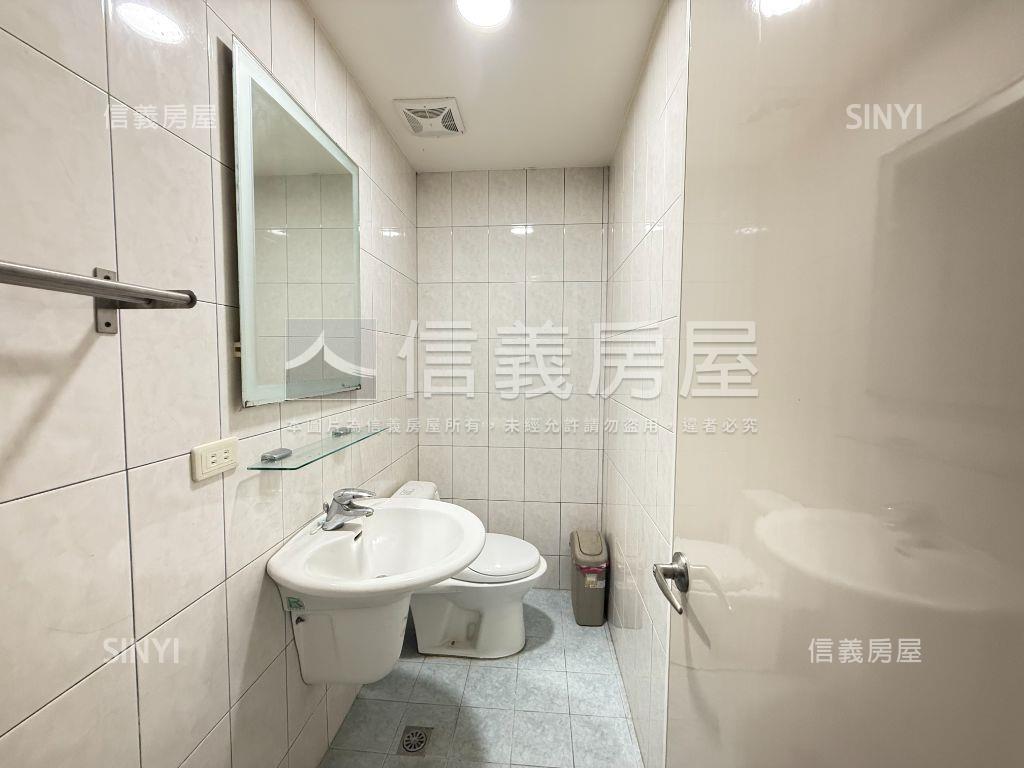 崇光經典美三房房屋室內格局與周邊環境
