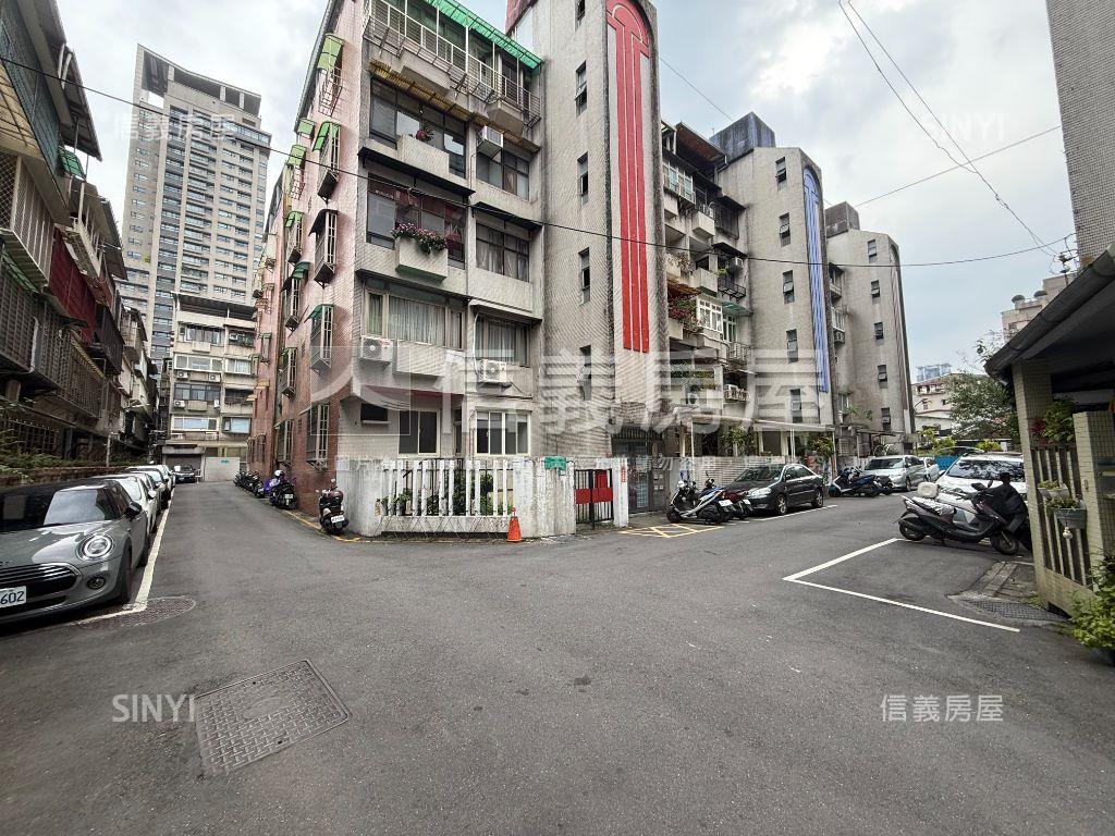 崇光經典美三房房屋室內格局與周邊環境