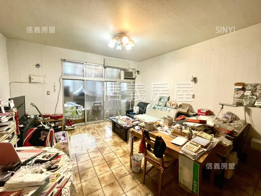 巷口麥當勞★好方正公寓房屋室內格局與周邊環境