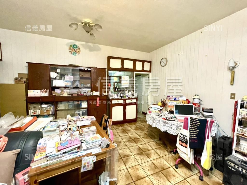 巷口麥當勞★好方正公寓房屋室內格局與周邊環境