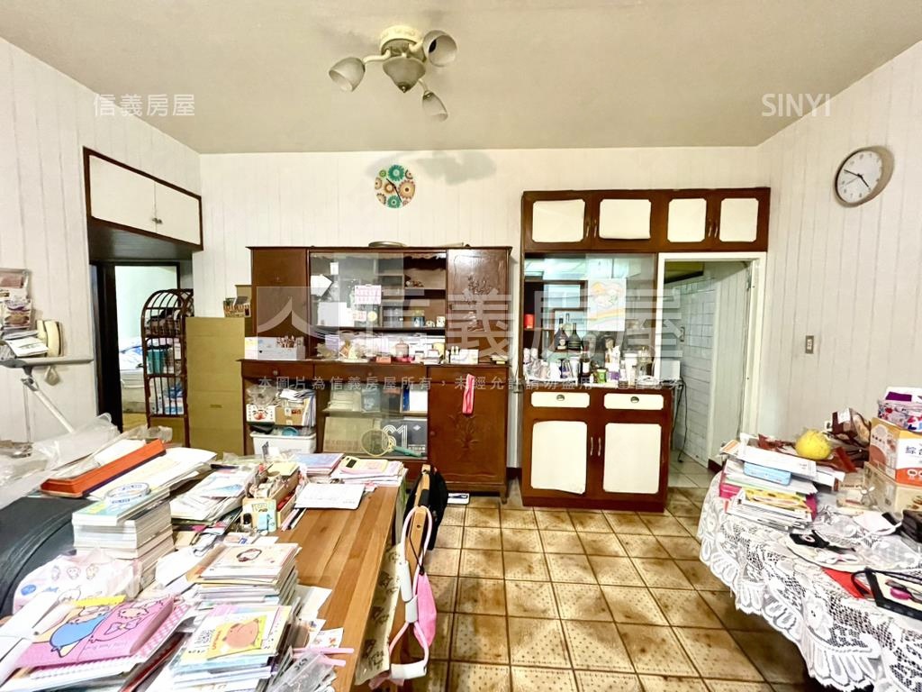 巷口麥當勞★好方正公寓房屋室內格局與周邊環境