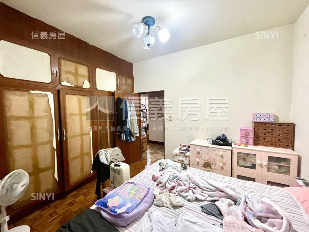 巷口麥當勞★好方正公寓房屋室內格局與周邊環境