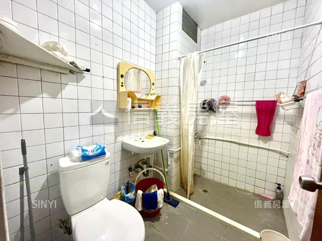 巷口麥當勞★好方正公寓房屋室內格局與周邊環境