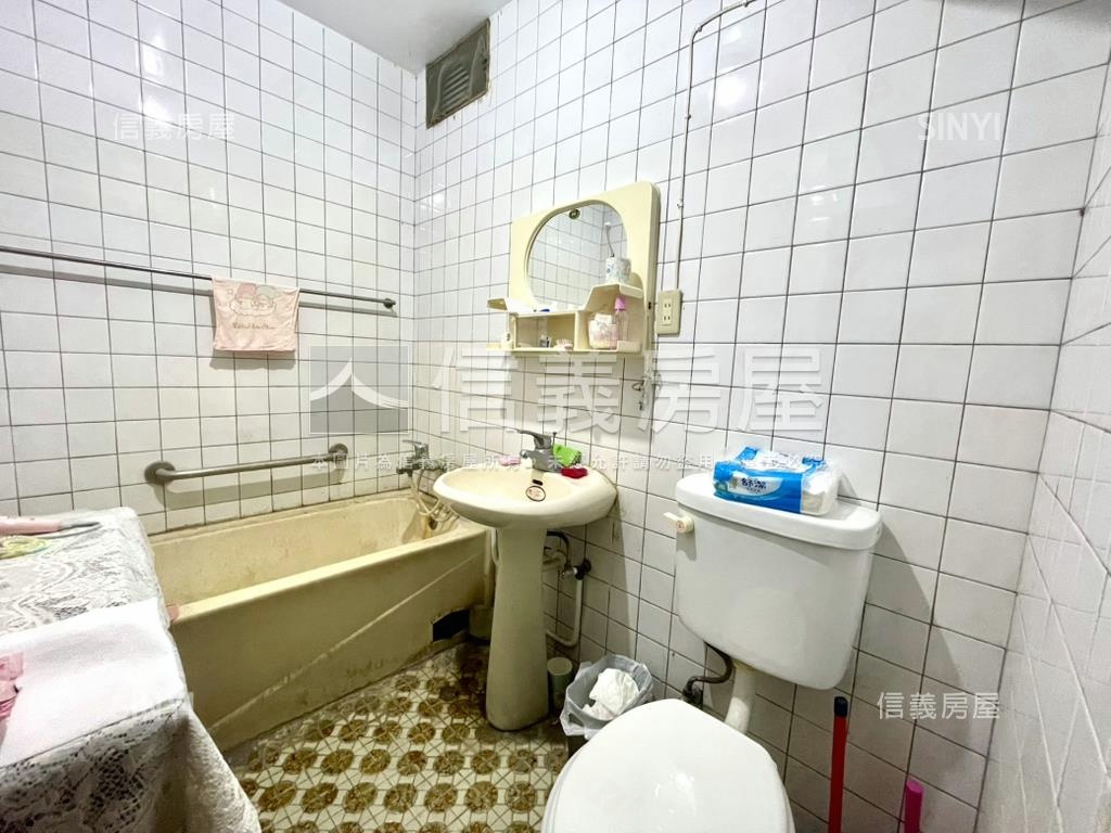 巷口麥當勞★好方正公寓房屋室內格局與周邊環境