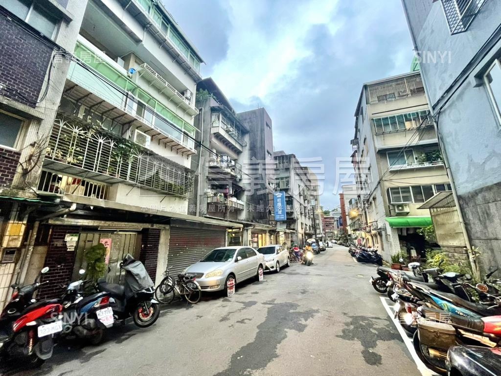 巷口麥當勞★好方正公寓房屋室內格局與周邊環境