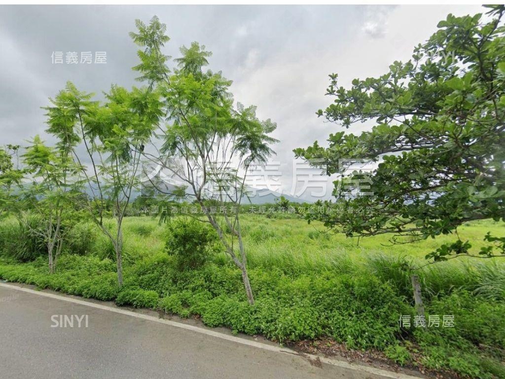 臨路方正農地約９１８坪房屋室內格局與周邊環境