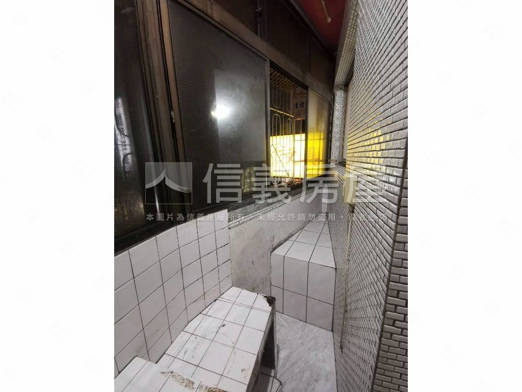 南京東邊間漂亮套房房屋室內格局與周邊環境