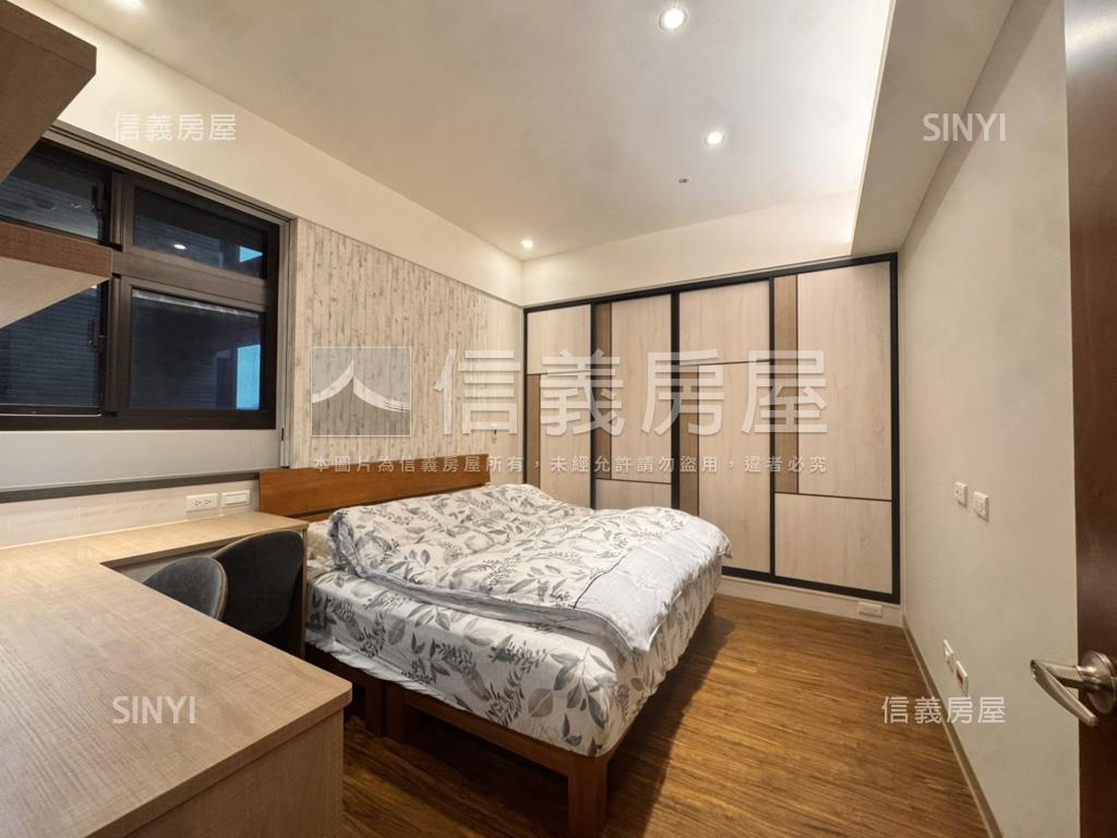 中路高樓裝潢兩房車位房屋室內格局與周邊環境