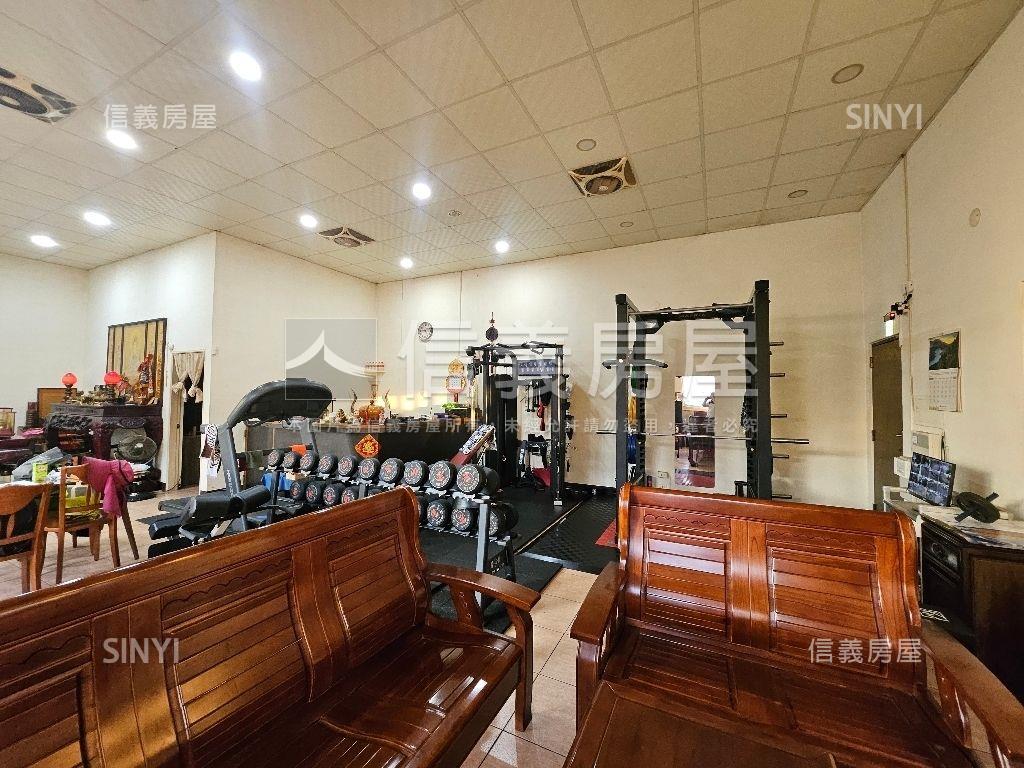 近７４合法資源回收場房屋室內格局與周邊環境