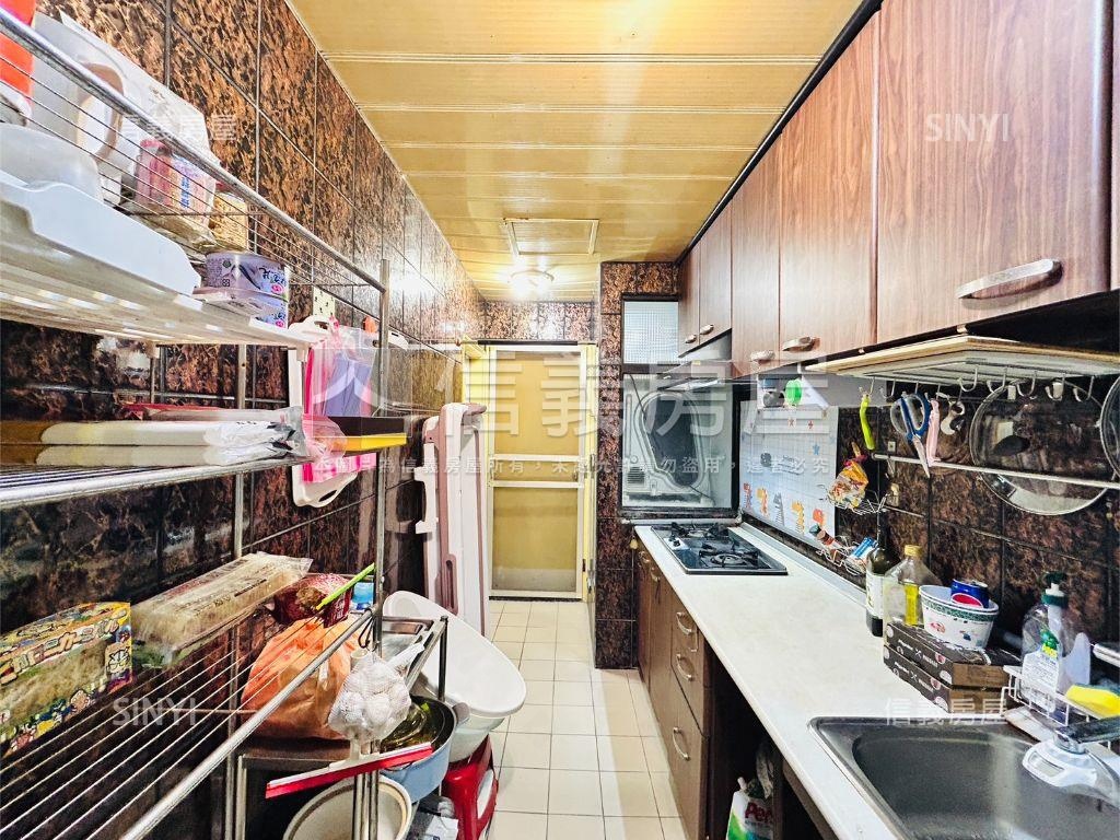 【精選】雙捷大空間房屋室內格局與周邊環境