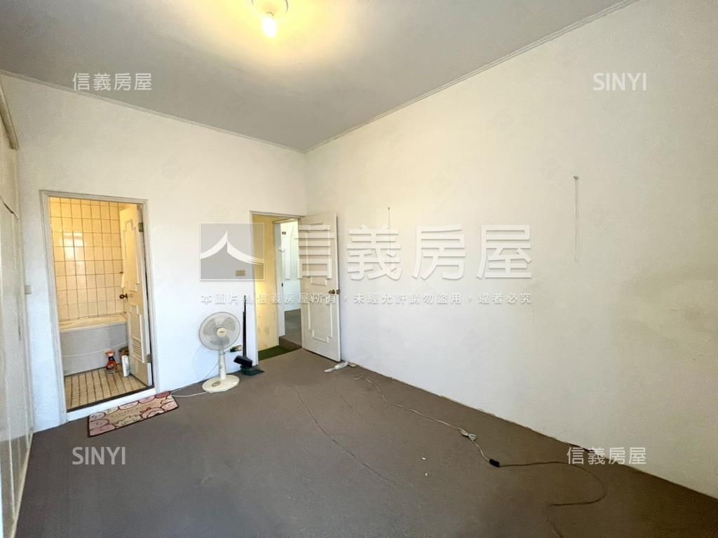 潭之鄉邊間透天美墅房屋室內格局與周邊環境