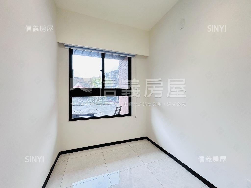 桃園車站★邊間露臺美宅房屋室內格局與周邊環境