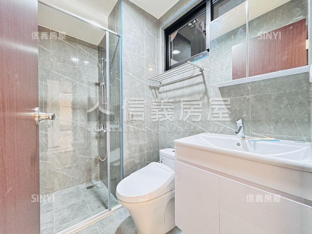 桃園車站★邊間露臺美宅房屋室內格局與周邊環境