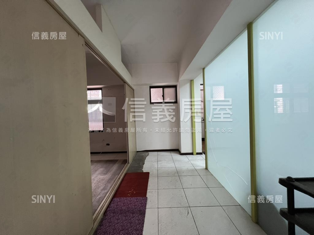 中山國中捷運管理麗廈房屋室內格局與周邊環境