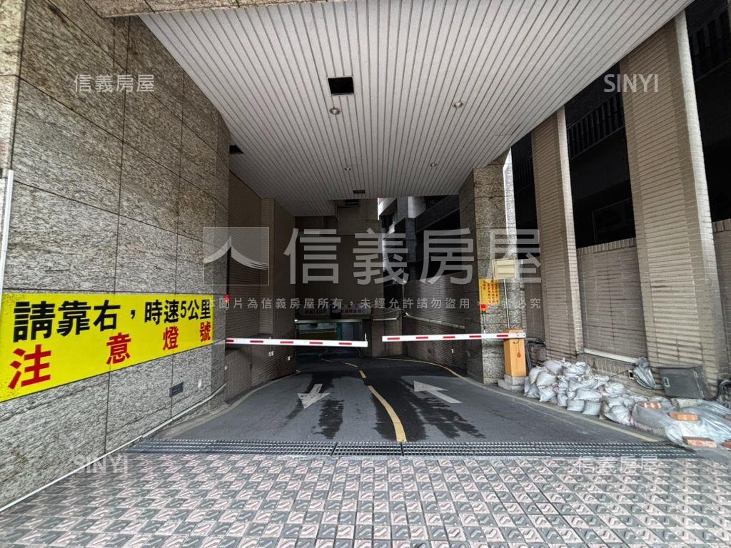 古亭優質【坡道平面】車位房屋室內格局與周邊環境