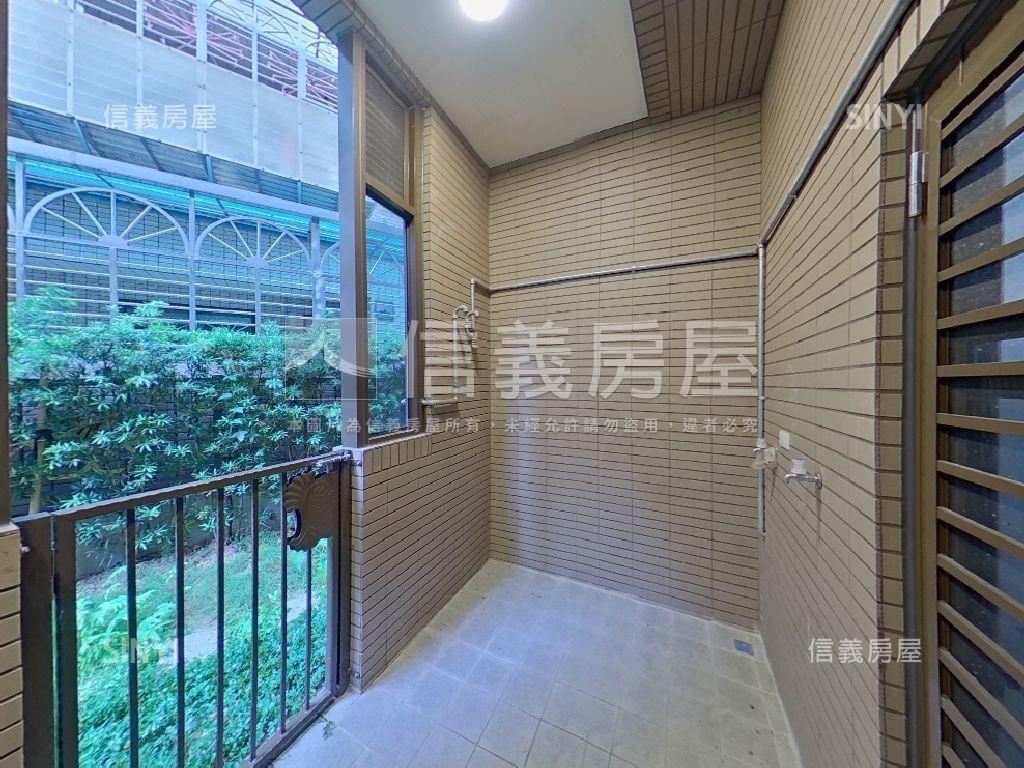 崇利Ａ１１店面房屋室內格局與周邊環境