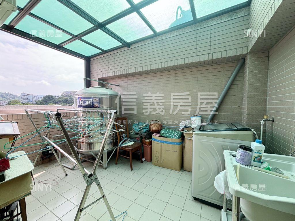 夯！近中國醫臨路黃金店住房屋室內格局與周邊環境