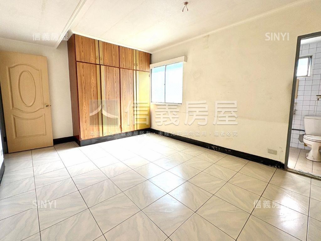 中山邊間採光３樓房屋室內格局與周邊環境