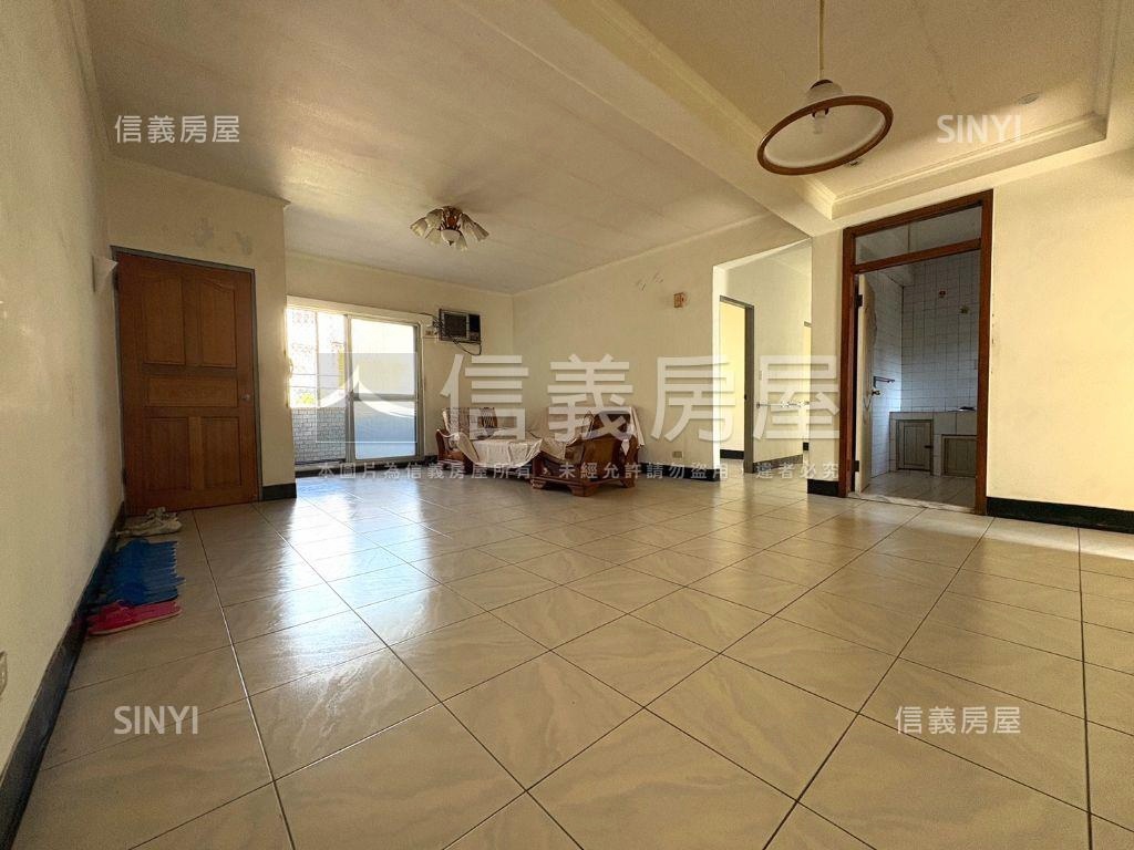 中山邊間採光３樓房屋室內格局與周邊環境