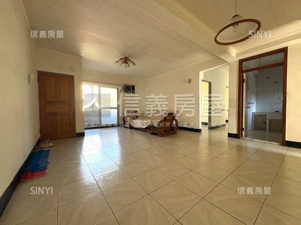 中山邊間採光３樓房屋室內格局與周邊環境