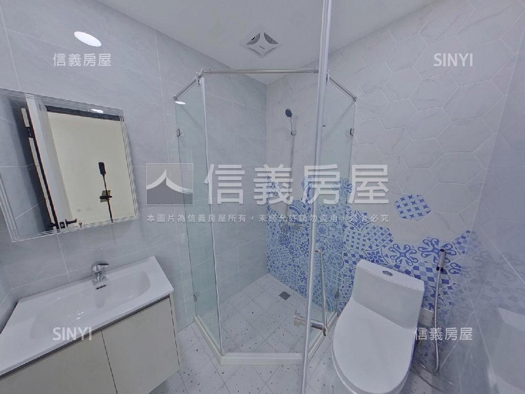 屋況好三樓近火車房屋室內格局與周邊環境