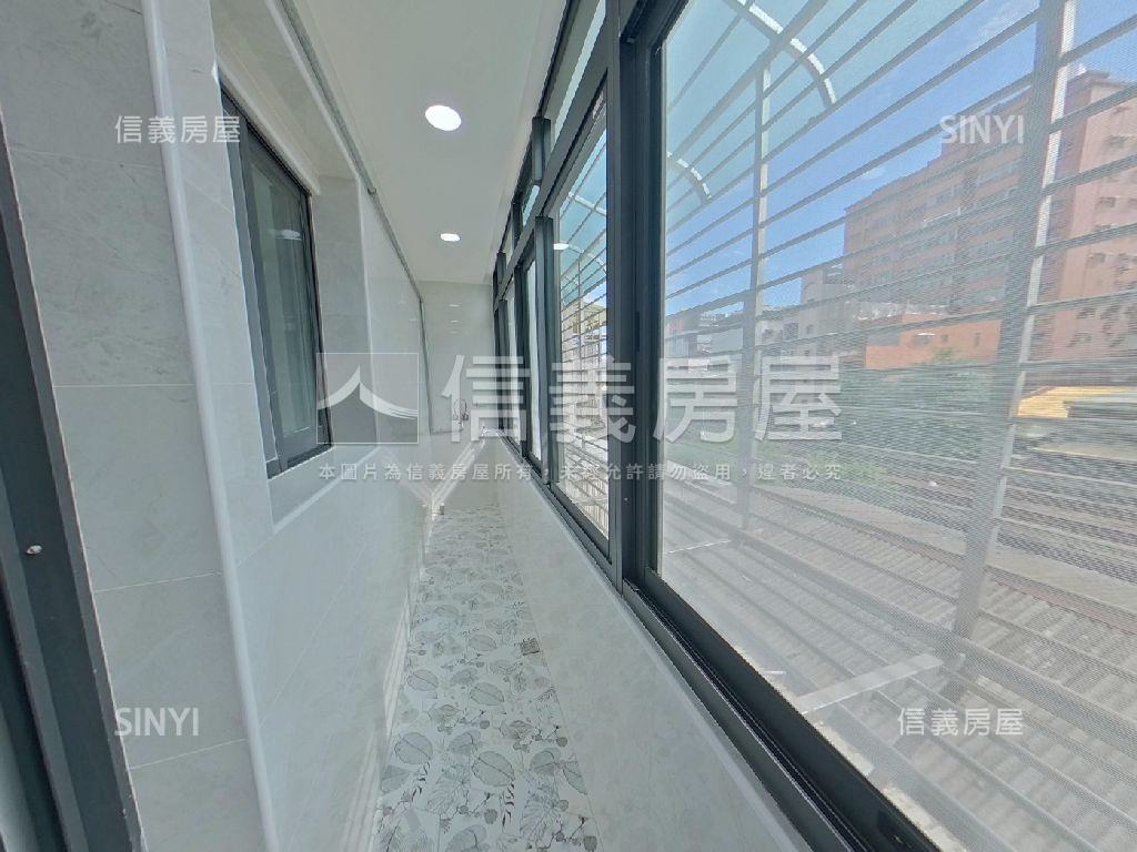 屋況好三樓近火車房屋室內格局與周邊環境