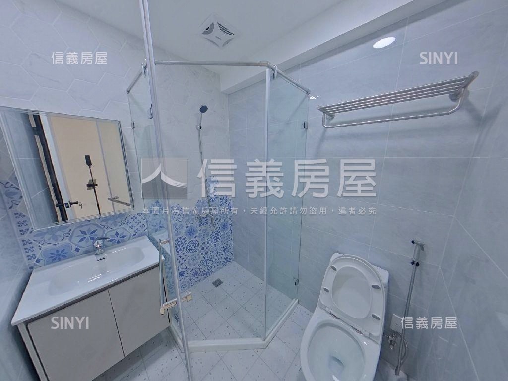 屋況好三樓近火車房屋室內格局與周邊環境