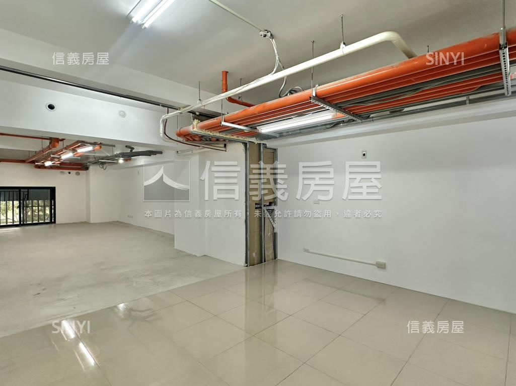 總太聚作雙平車邊間店面房屋室內格局與周邊環境