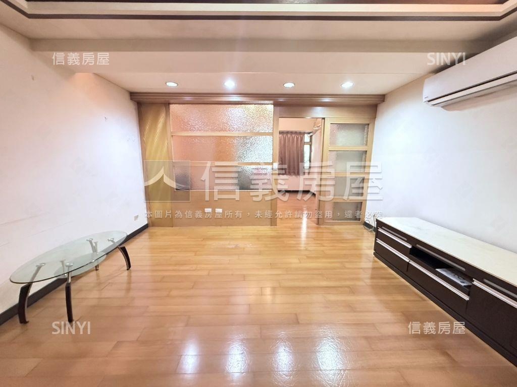 新案！逢甲商圈正一房一廳房屋室內格局與周邊環境