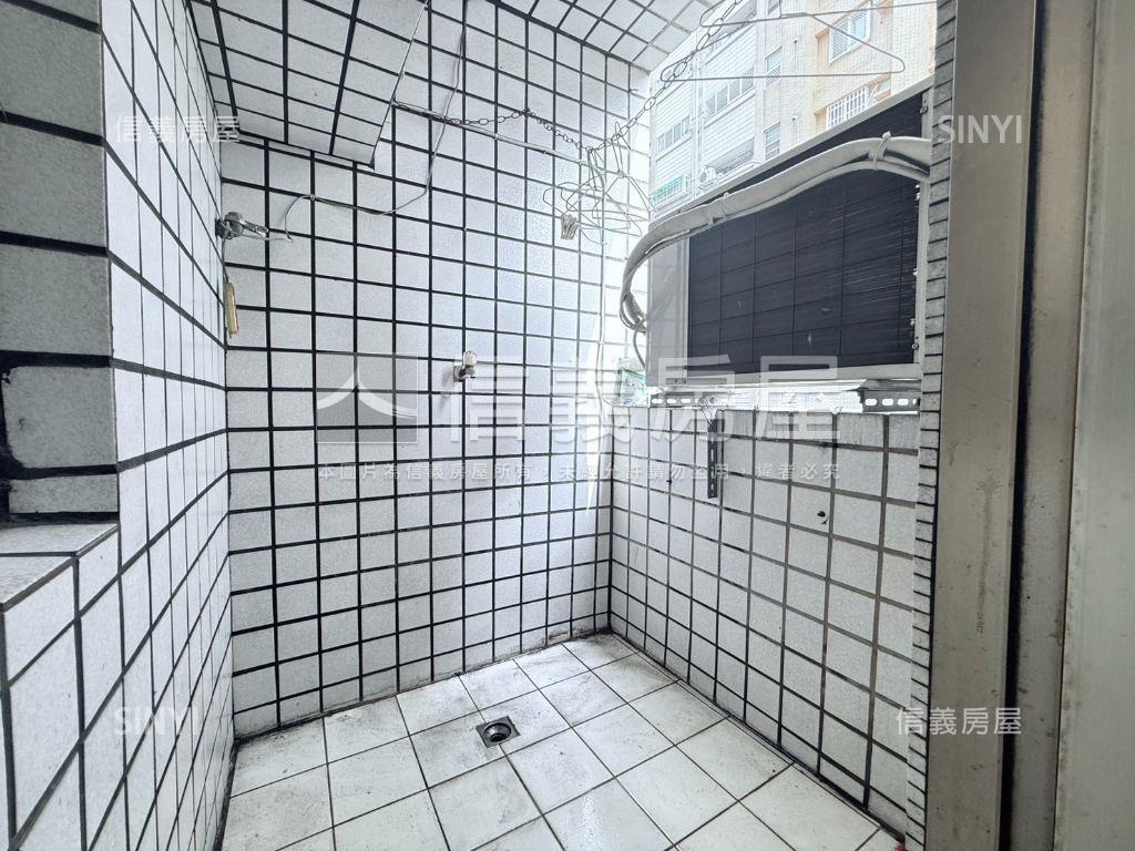 新案！逢甲商圈正一房一廳房屋室內格局與周邊環境
