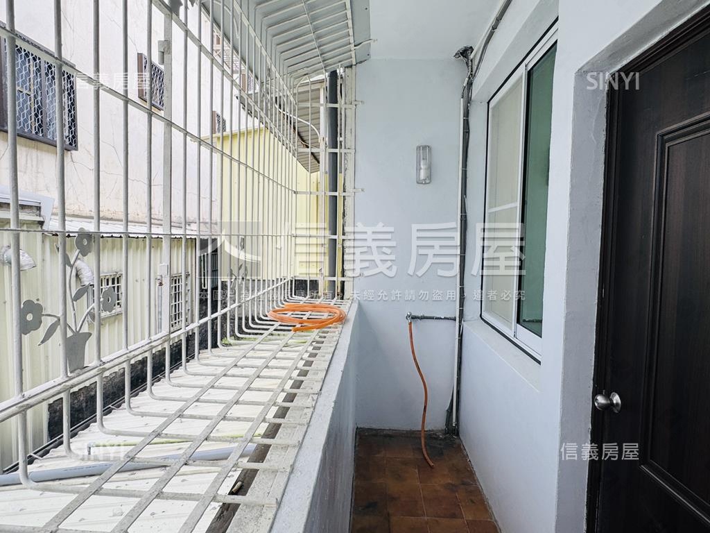 近國道活巷翻新低總價透天房屋室內格局與周邊環境