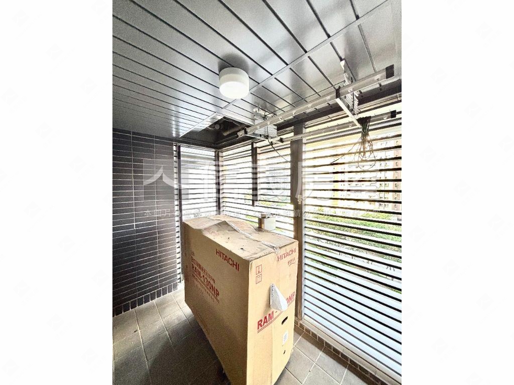 市政門牌高性價比三房平車房屋室內格局與周邊環境