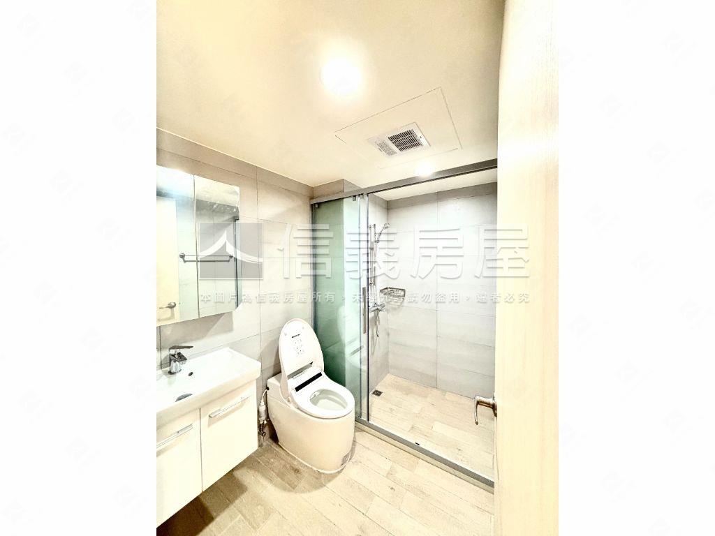 市政門牌高性價比三房平車房屋室內格局與周邊環境