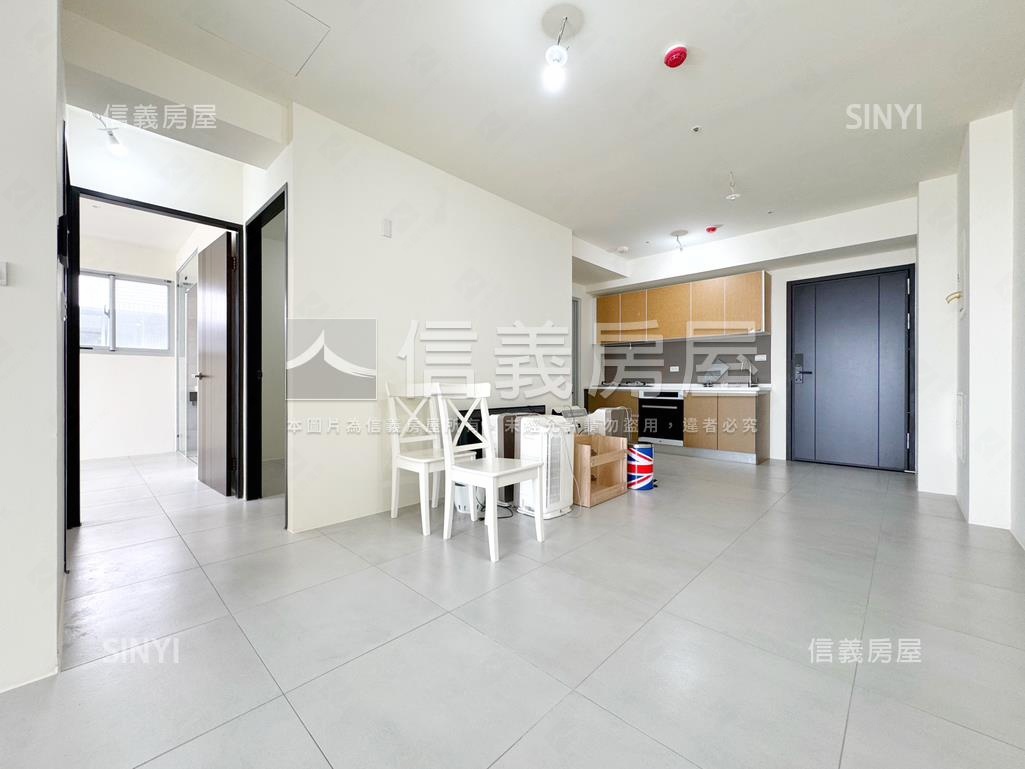 高大特區·海景大兩房平車房屋室內格局與周邊環境