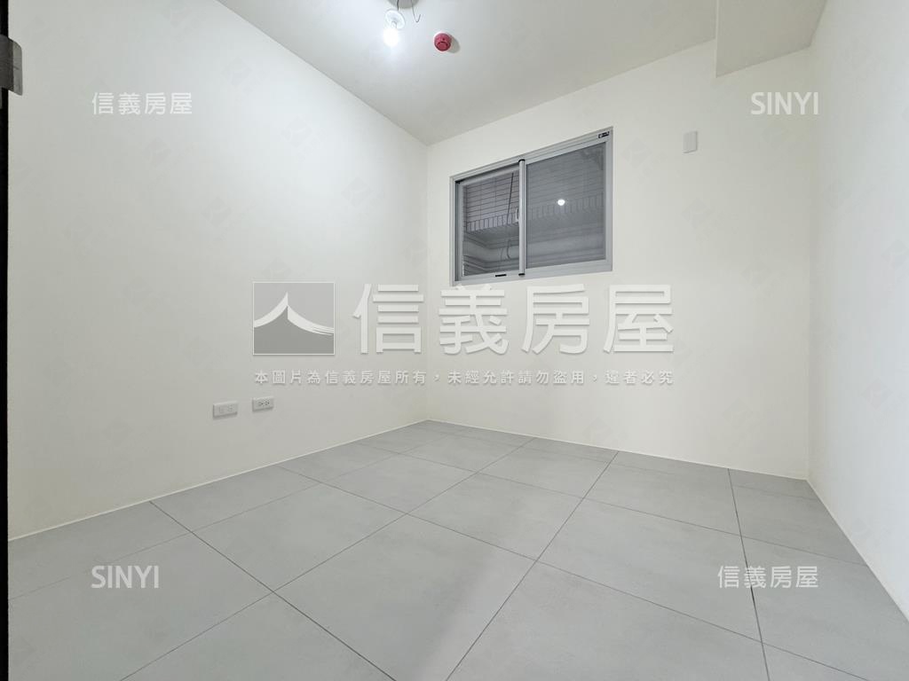 高大特區·海景大兩房平車房屋室內格局與周邊環境
