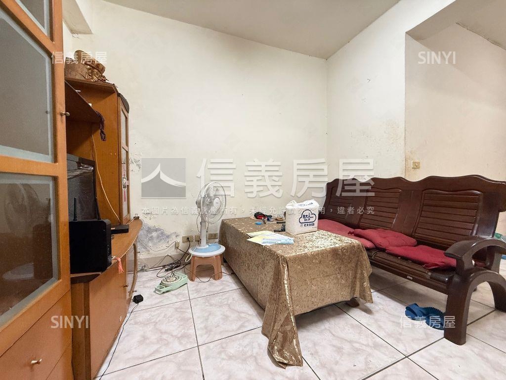 低總價東新街美寓１樓房屋室內格局與周邊環境