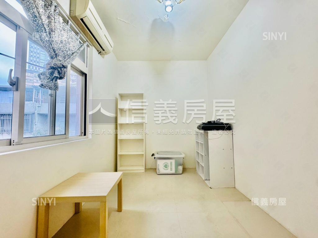 近捷運三面採光寓房屋室內格局與周邊環境