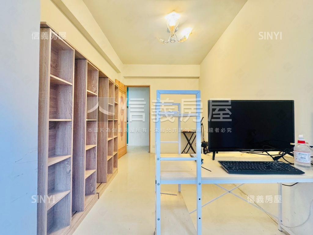 近捷運三面採光寓房屋室內格局與周邊環境