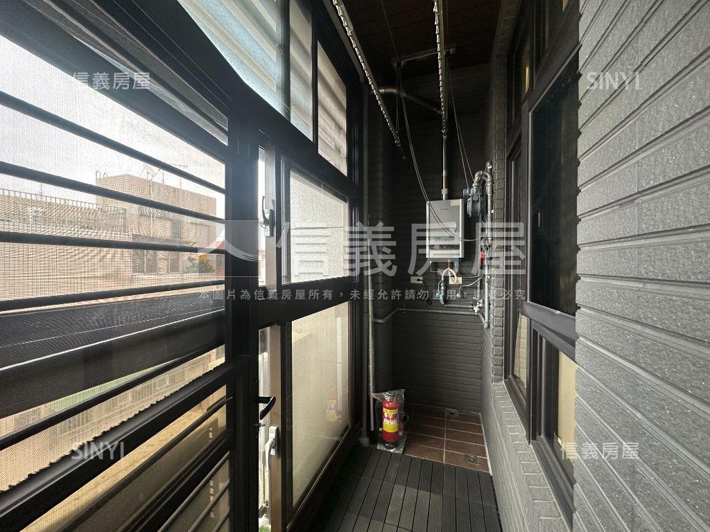 尊爵非凡◆輝煌晶冠房屋室內格局與周邊環境