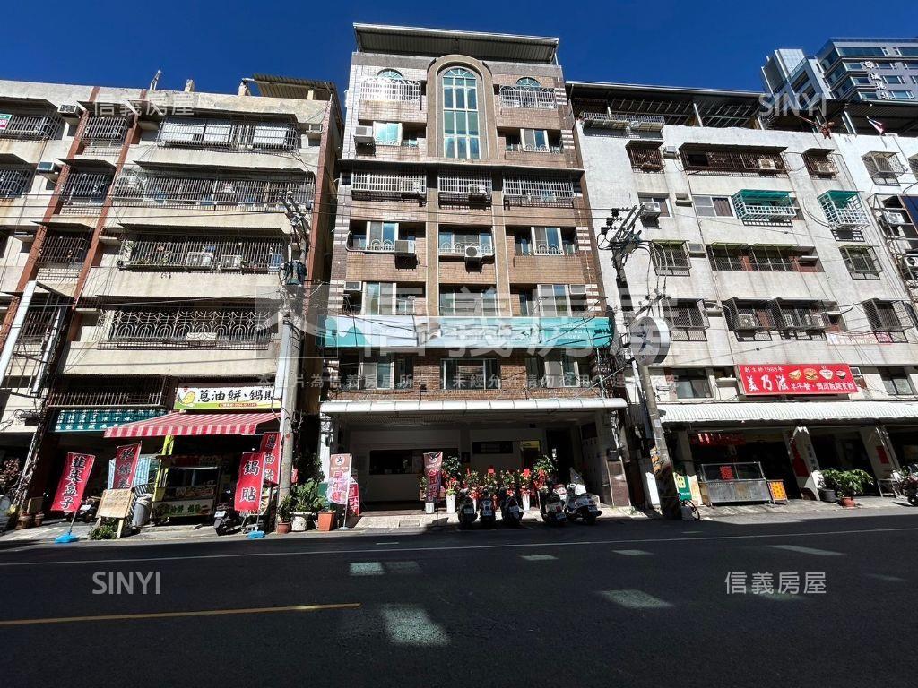 凹子底熱鬧面寬金店面房屋室內格局與周邊環境