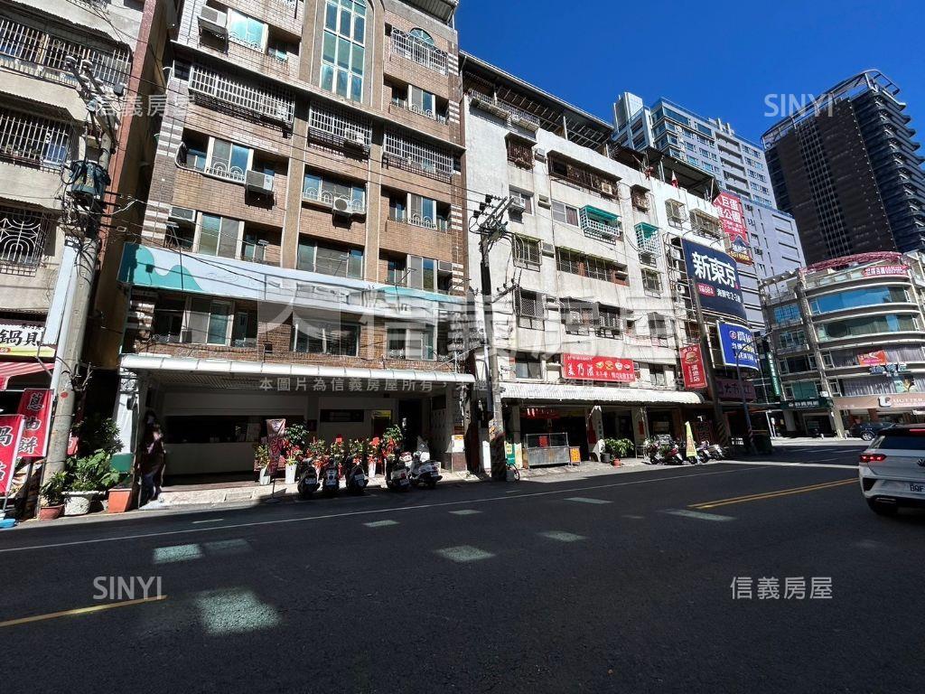 凹子底熱鬧面寬金店面房屋室內格局與周邊環境