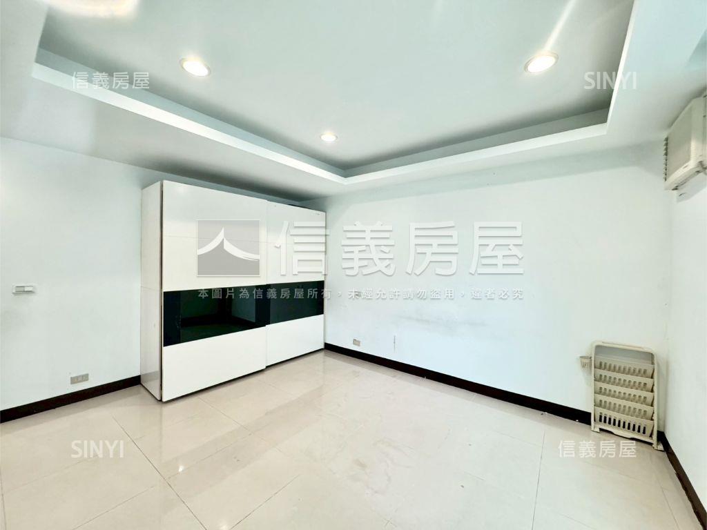 副都心面中港大排稀有美寓房屋室內格局與周邊環境