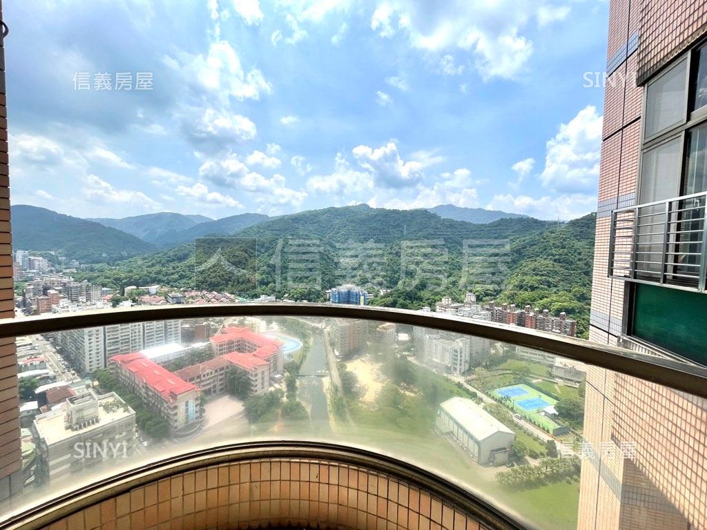 潭天雲海高樓美景 信義全球資產