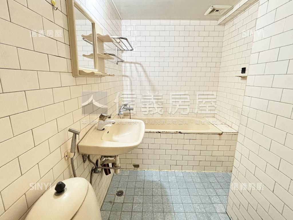 面七賢國小溫馨三房房屋室內格局與周邊環境