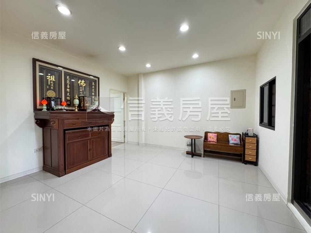近車站有裝潢透天房屋室內格局與周邊環境